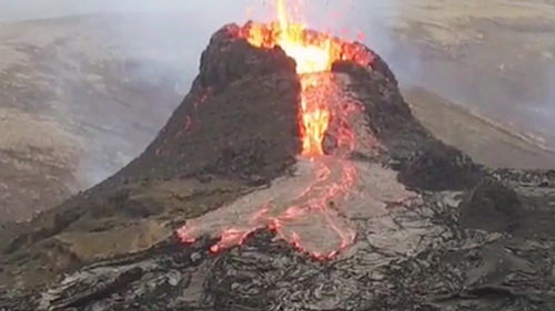 火山爆发电影完整版免费